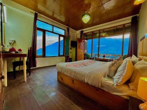 Naina Spring Resort, Manali - away from city hustle