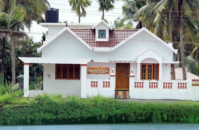 Namasthe Ayurveda and Yoga Retreat