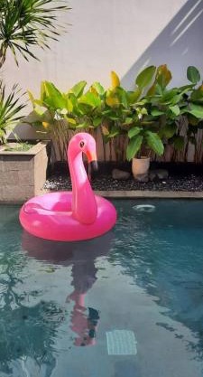 Namdur Villa Sariwangi - Tropical Villa in Bandung With Private Pool
