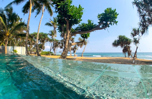 Naomi Beach Resort