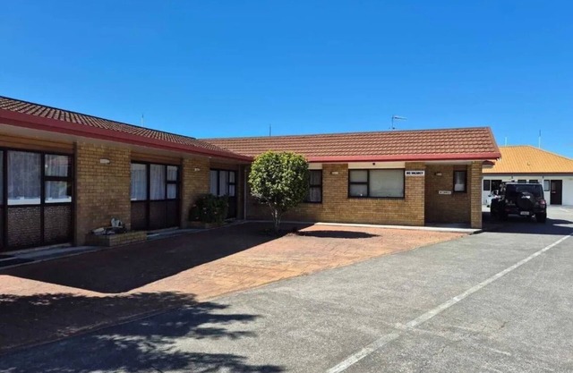 Napier Nest Motel: Queen Room