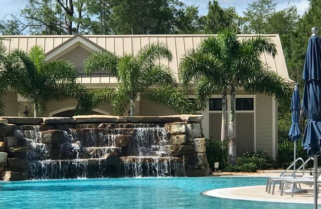 NUEVO en Nápoles. Piscina privada. 4BR / 3BA. Estilo de vida de centro turístico. Ciprés sinuoso