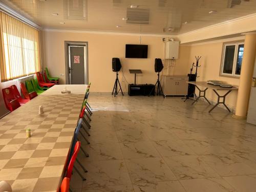 Nar Hotel Chambarak