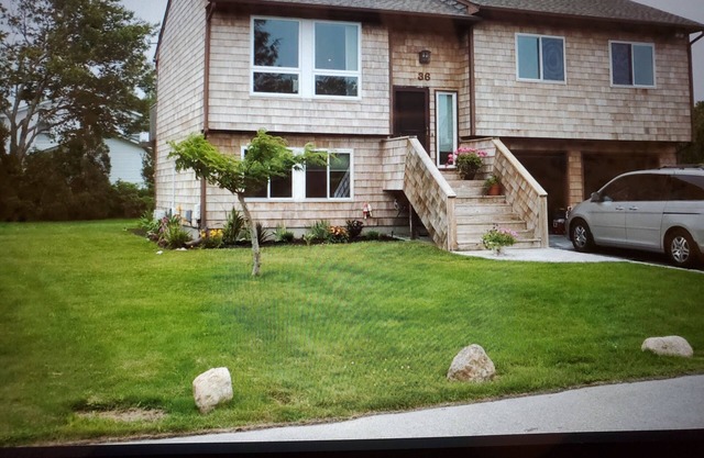 Narragansett Beach House Walking Distance to Beach!