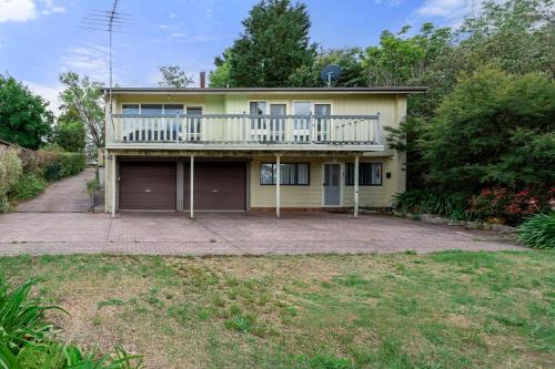 Narrow Neck Studio