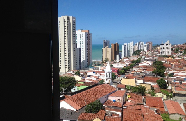 Natal studio en Petrópolis con vistas al mar y la colina cerca de Praça das Flores
