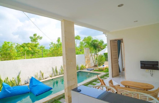 Nate's Villa - 2 Bedroom Villa Private Pool near Lovina Bali