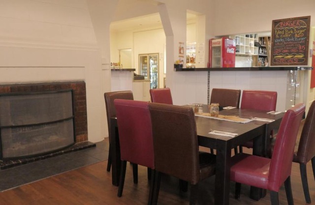 National Hotel Toowoomba