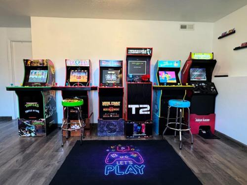 National Park Nest- Game Room Sleeps 10 Pets OK