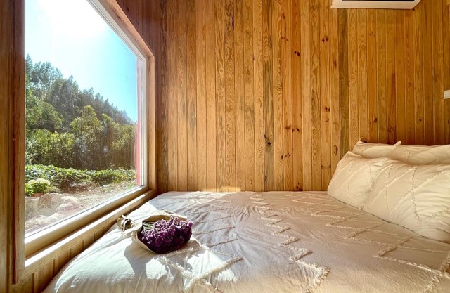 Nativo Natureza Pink Wood Cabin