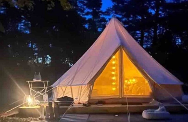 Nature Bell-tent with lakeside view