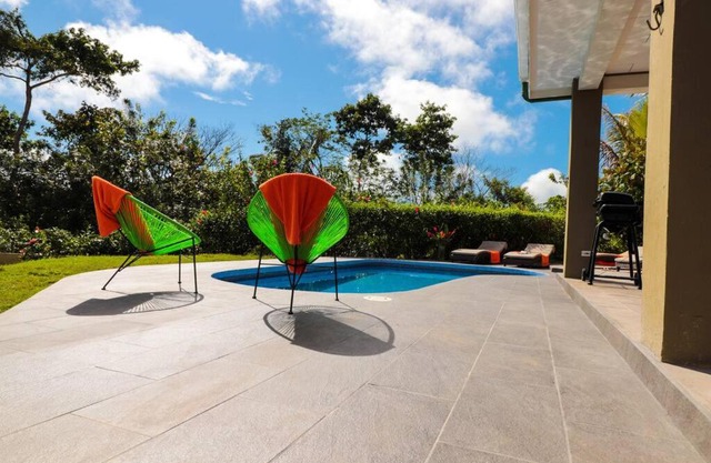 Nature Lovers Dream! Private villa with Ocean View