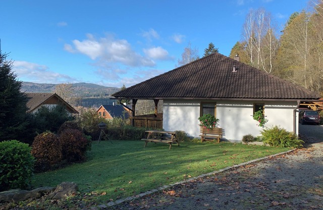 Nature, peace, family comfort - private vacation home with garden and playground
