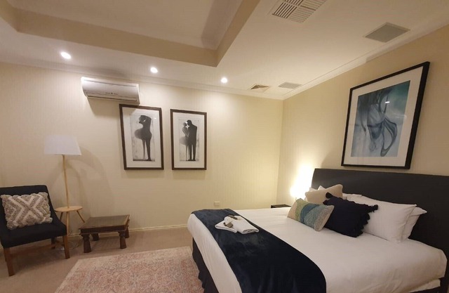 Nature's Nest at Northam Park Retreat -sleeps 8