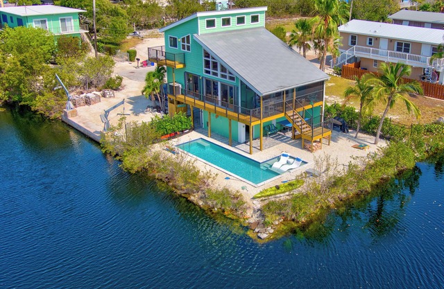 Nature's Paradise - Inground Pool - GREAT MONTHLY RENTAL RATE