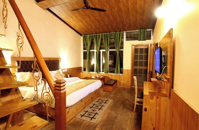 Nature's Valley Resort Kausani