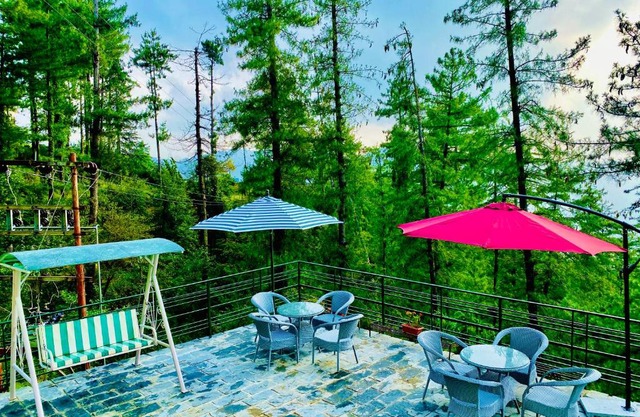 Nature Valley Resort Mashobra - A Peacefull stay with balcony