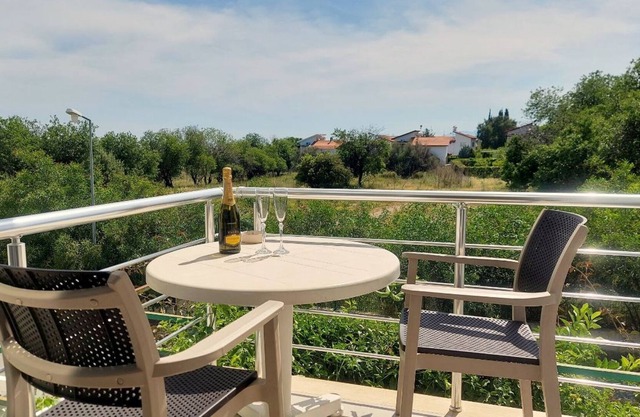 Nature View Flat with Terrace in Kyrenia