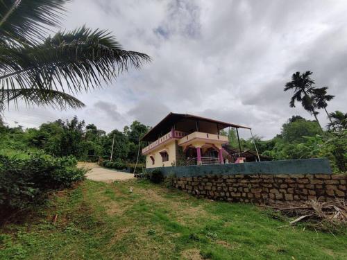 NatureNest Retreat