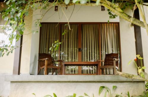 NatureSurf Villas - Private Garden Retreat at Hiriketiya Beach Yoga, Surf & Relaxation