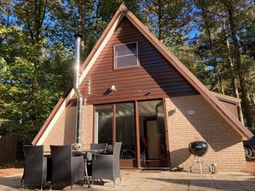 Natuurhuis 'Van De Wereld'