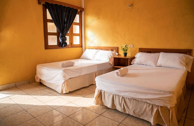 NATZ HOTEL
