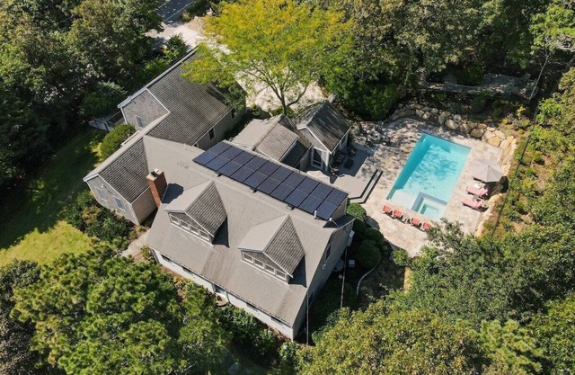 Nauset Beach Retreat! Pool w/Spa & Gas Fire Pit