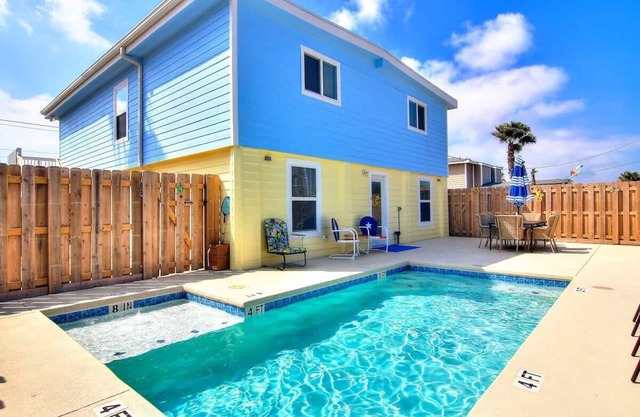 Nauti Mermaid- Private Pool | Pet Friendly