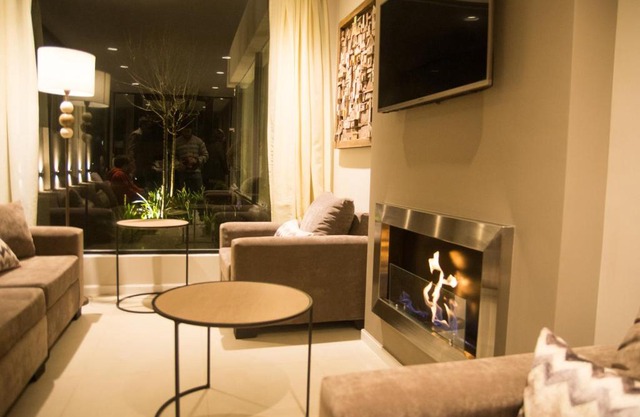 NAVARRO PLAZA HOTEL