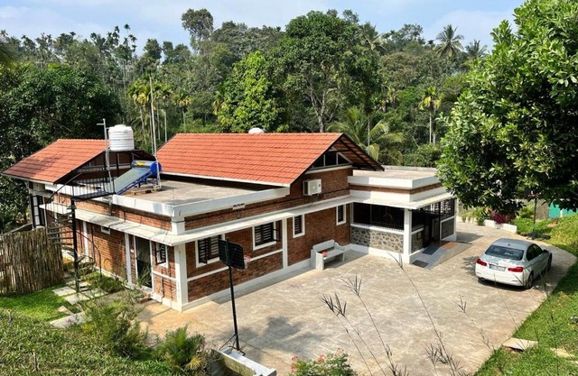 Navaz Kalavara - Holiday Home