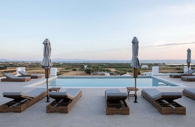 Naxos Earth Suites