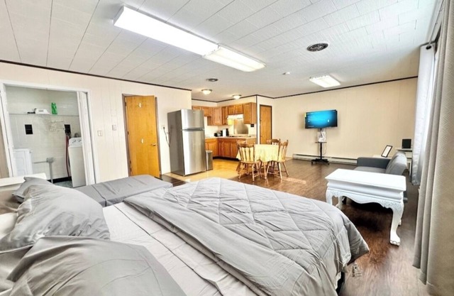 nCharming Studio with AC in Serene Danville Neighborhood