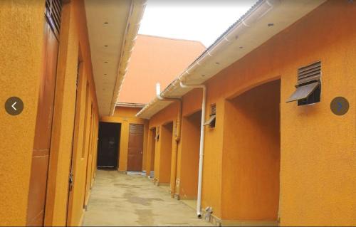 ndugu gardens kasese guest house