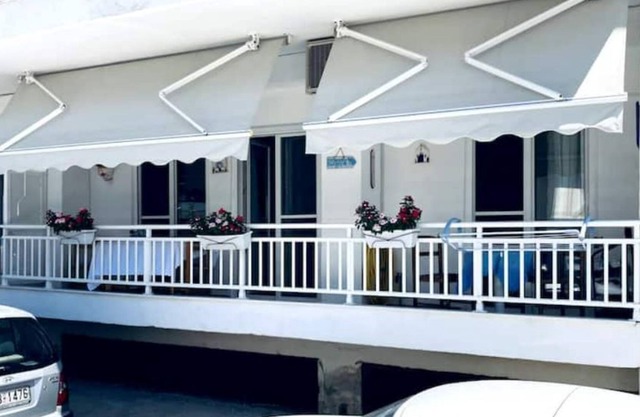 Apartment by the sea