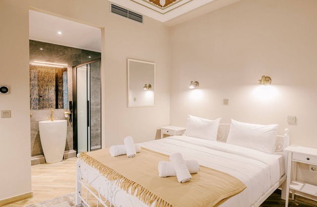 Neapolis 1897 Boutique Luxury Rooms