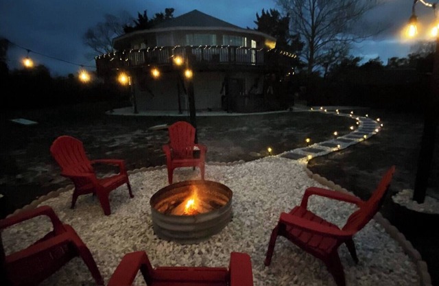 Near 30A, Firepit, Beach <1 Mile, Beach Cottage