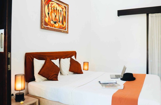 ¡Cerca del Aeropuerto! Casa de Huéspedes de 1 Habitación en Kuta