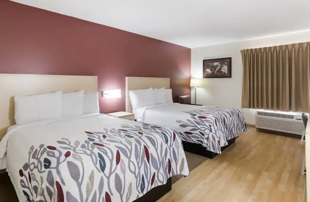 Near Cumberland Star Riverboat! Pet-friendly Property with Free Parking Onsite!