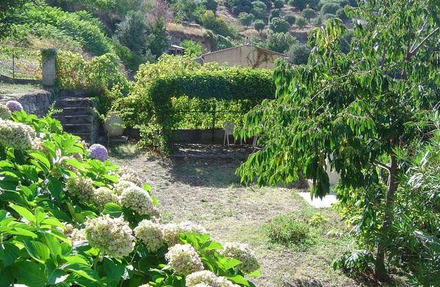 CERCA DE ISLE-ROUSSE EN UNA VILLA