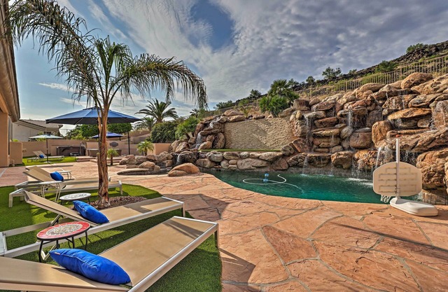 Near Golf: Glendale Oasis w/ Pool & Hot Tub!