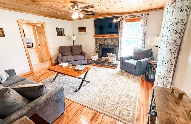 Grayson Highlands Getaway! Close to West Jefferson