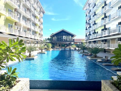 Near Mactan Airport Condo by Isla Stays