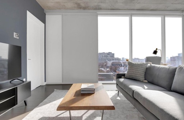 Near North 2BR w Roof Gym nr Red Line CHI-580