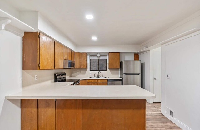 Near Ogden Trail, PetFriendly, 2BR