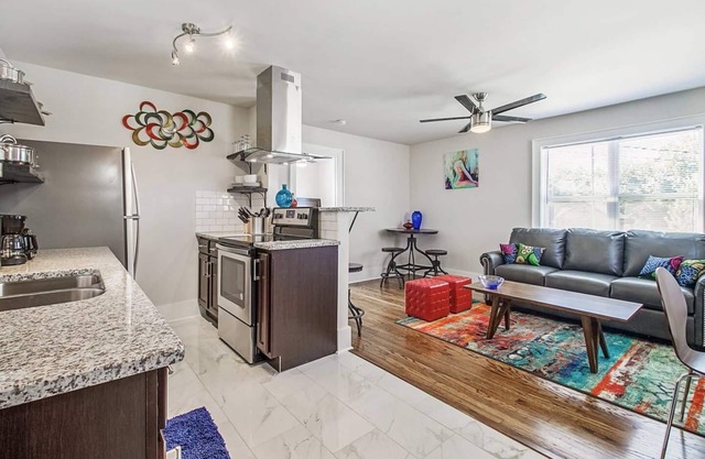 Artist’s Apartment-near OU Med, Bricktown, Arena