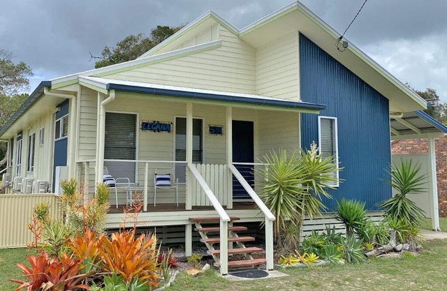 Neat 3 Bedroom House with bush outlook