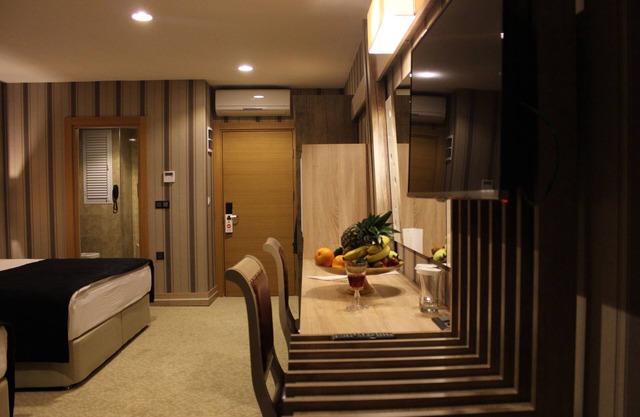 Neba Royal Hotel