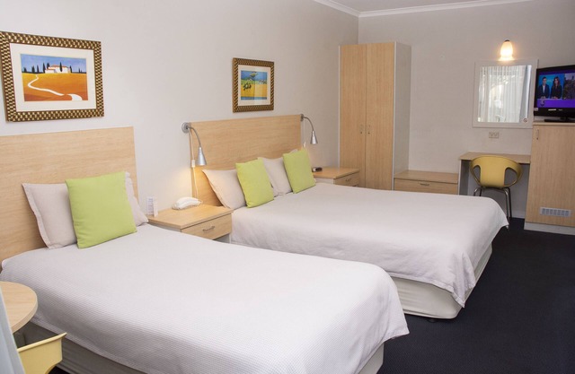 Nebula Motel Cooma