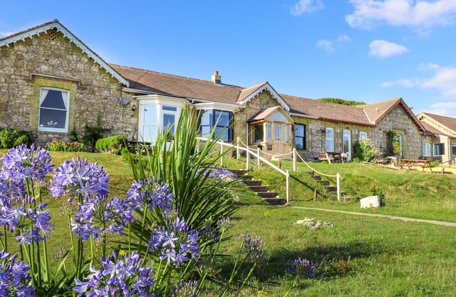 Needles Cottage, TOTLAND