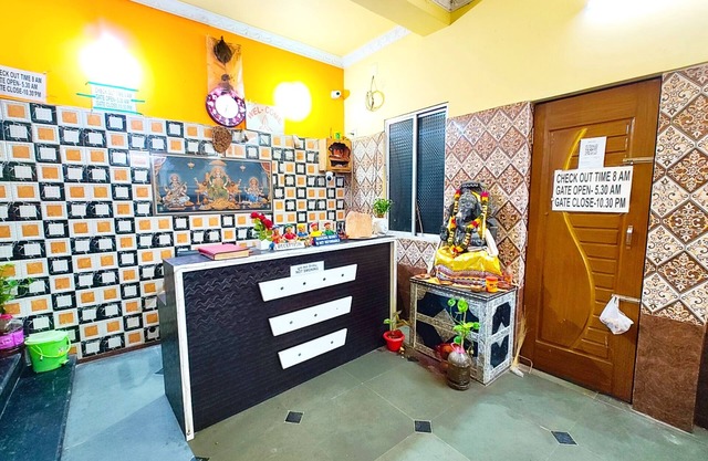 Hotel Neel Stay - Near Jagannath Temple